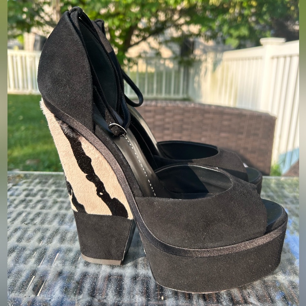 Giuseppe Zanotti Black Suede Animal Print Platform Ankle Strap Peep Toe Wedge 39